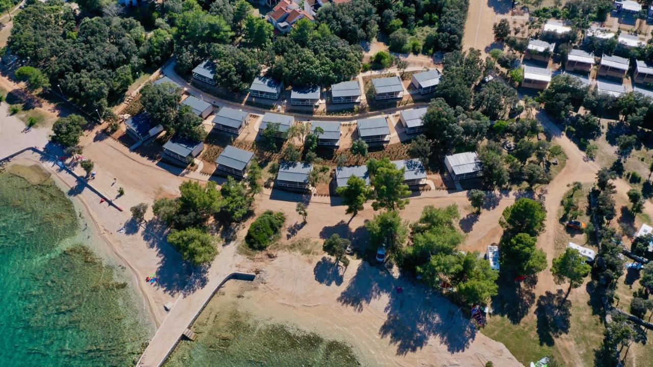 Mobile Homes Lopari Нерезине Екстериор снимка
