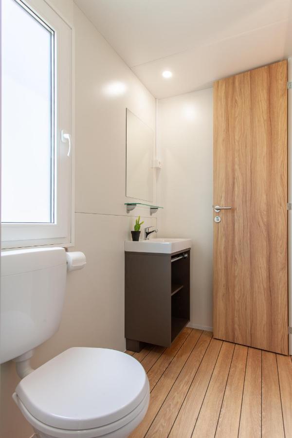 Mobile Homes Lopari Нерезине Екстериор снимка