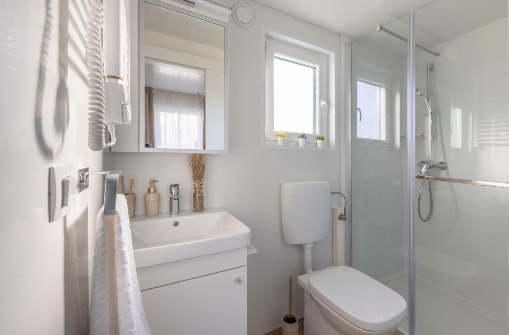 Mobile Homes Lopari Нерезине Екстериор снимка