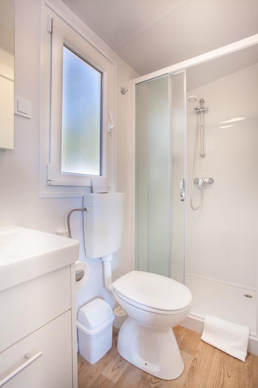 Mobile Homes Lopari Нерезине Екстериор снимка